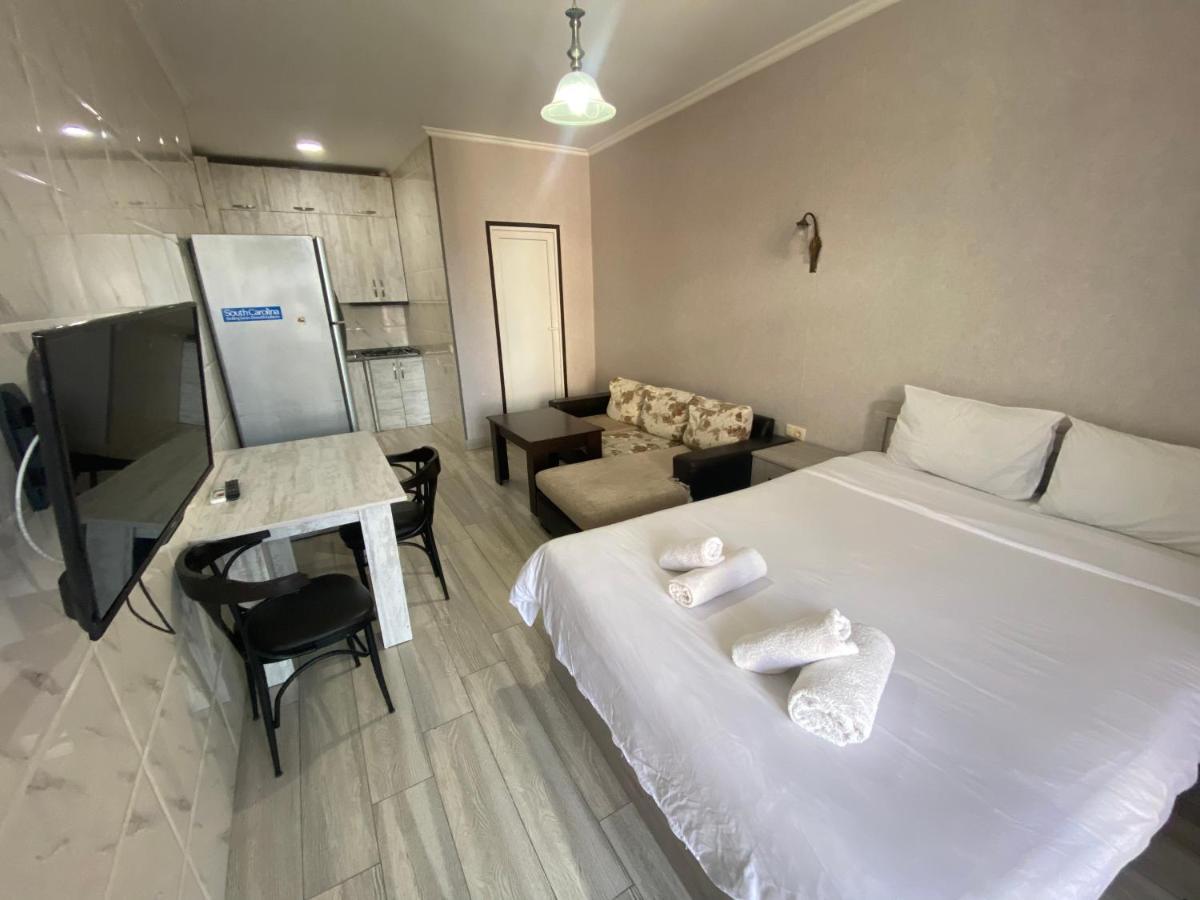 Apartment - Nino Μπατούμι Εξωτερικό φωτογραφία