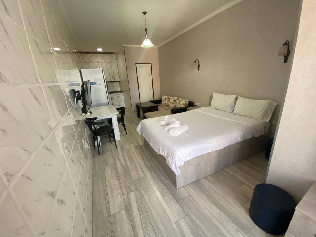 Apartment - Nino Μπατούμι Εξωτερικό φωτογραφία