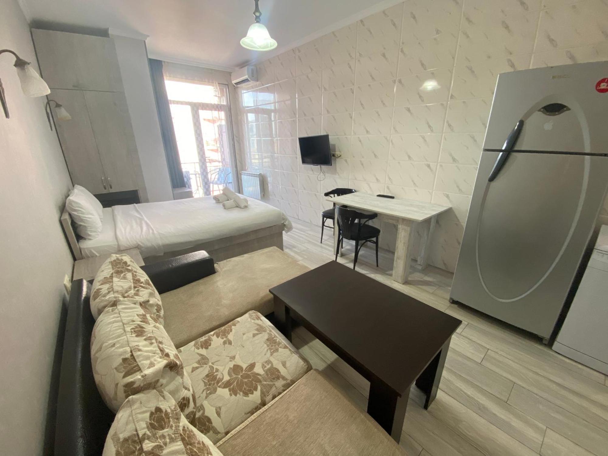 Apartment - Nino Μπατούμι Εξωτερικό φωτογραφία